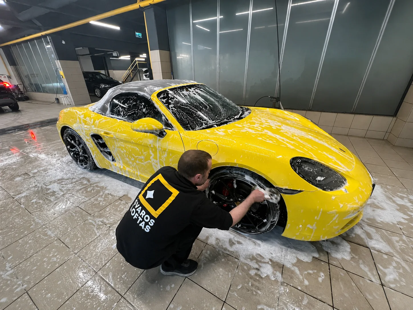 Švaros Loftas – photo from the car care centre 12