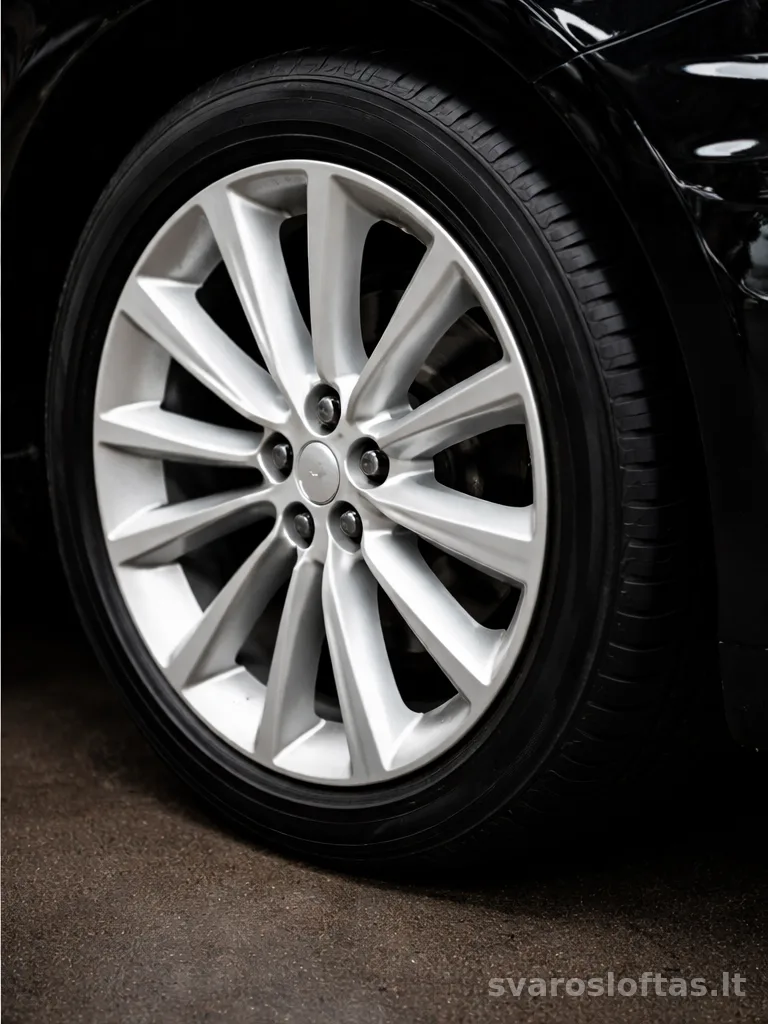 Rim cleaning and tire blackening – after service, Švaros Loftas Vilnius